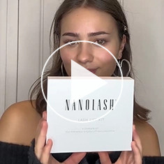Women sharing their experience with Nanolash