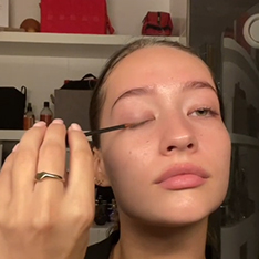 Women sharing their experience with Nanolash