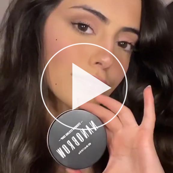 Women sharing their experience with Nanolash